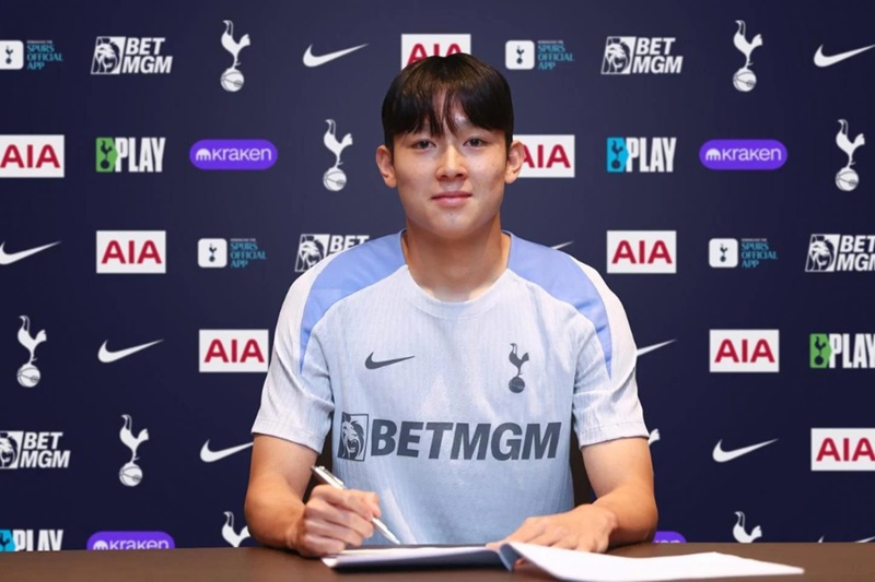 Yang Min-hyuk là tân binh đáng chờ đợi của Tottenham.